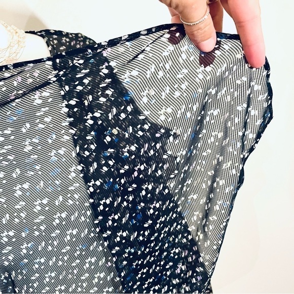 NWT BCBGeneration Sheer Cardigan/Kimono in Black with Small Design – Size XS/S ✨ - Picture 8 of 11